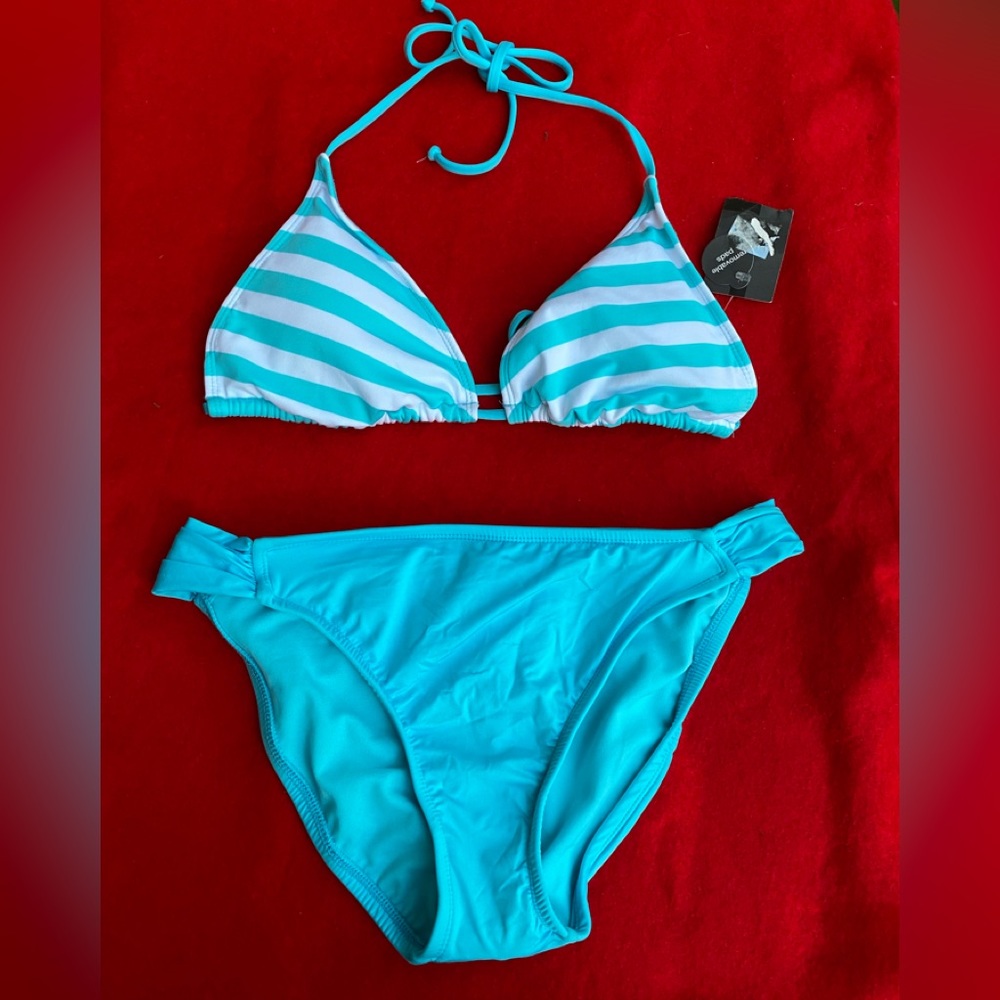 Size large bikini top and bottom turquoise new